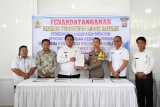 BUPATI SAMOSIR DAN KAPOLRES SAMOSIR TEKEN NPHD PENYELENGGARAAN PEMILUKADA KABUPATEN SAMOSIR 