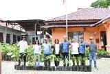 Pemkab Samosir Terima Bantuan Bibit Tanaman Untuk Penahan Longsor dari Dinas Lingkungan Hidup dan Kehutanan Provsu
