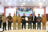 BUPATI SAMOSIR TERIMA KEPUTUSAN DPRD SAMOSIR TENTANG REKOMENDASI LKPJ 2024