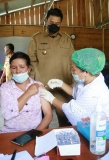 Bupati Samosir Tinjau Pelaksanaan Vaksinasi di Desa Simbolon Purba