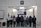 Bupati Samosir Hadiri Penyerahan Bantuan TJSL dan Beasiswa PIP