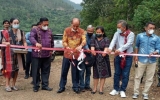 Wakil Bupati Samosir Resmikan Badan Usaha Milik Desa (BUMDes) Wisata Siarubung
