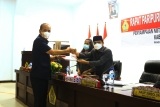 Wakil Bupati Samosir Sampaikan Nota Pengantar atas Lima Ranperda Kabupaten Samosir